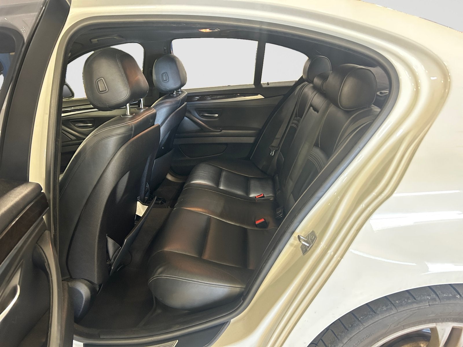2016 BMW 5 Series 528i