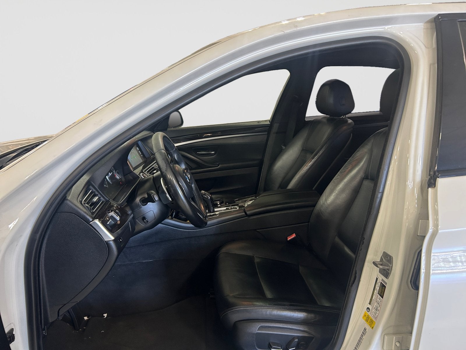 2016 BMW 5 Series 528i