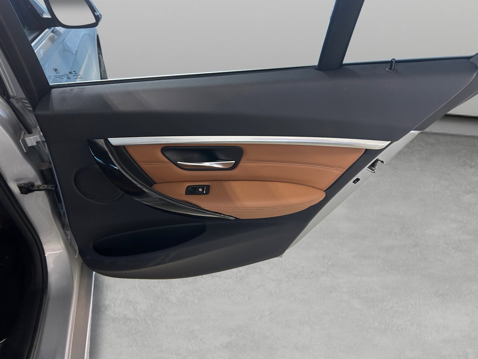 2017 BMW 3 Series 330i