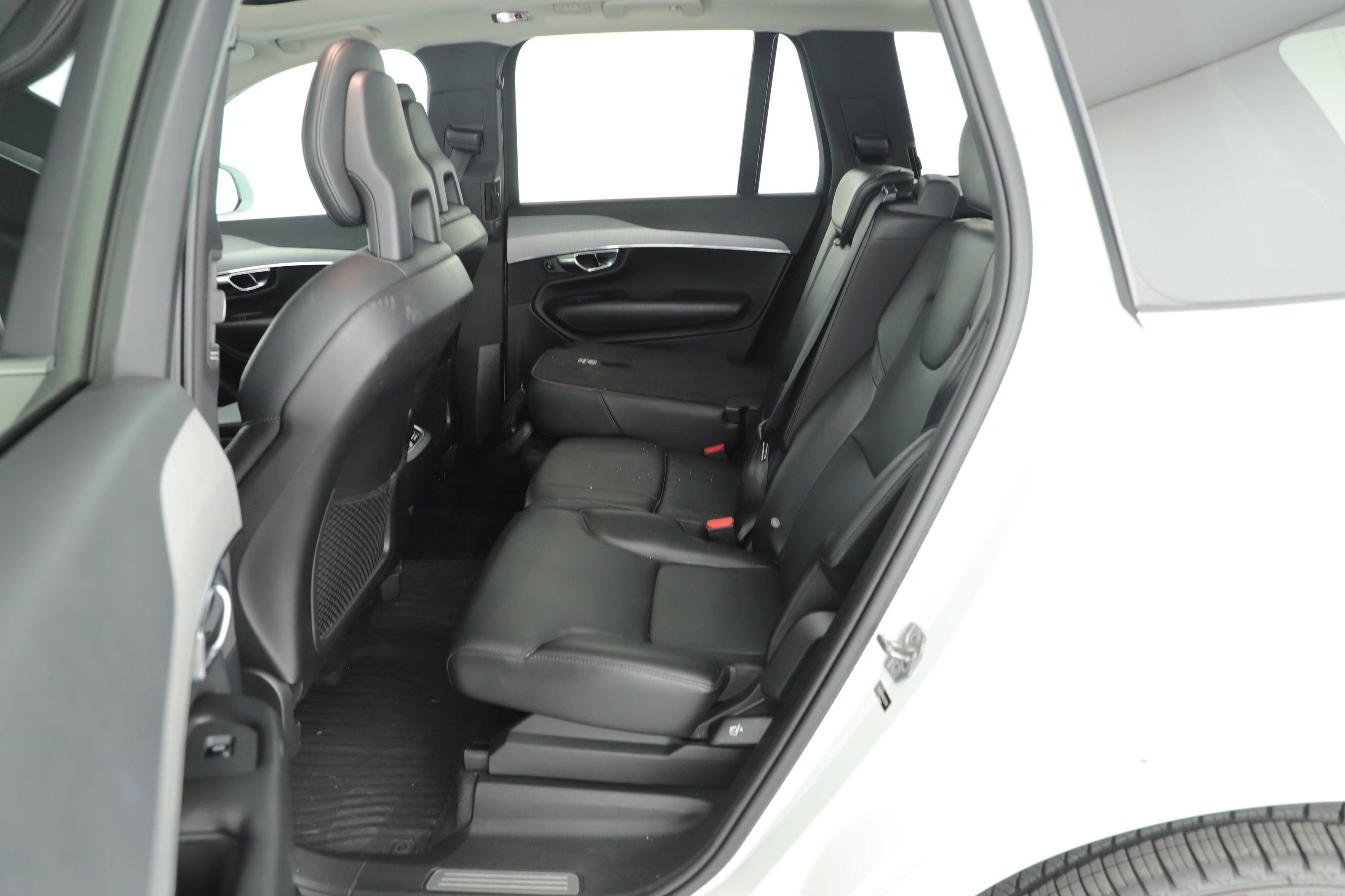 2022 Volvo XC90 Momentum