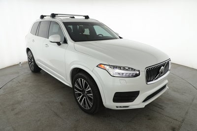 2022 Volvo XC90 Momentum