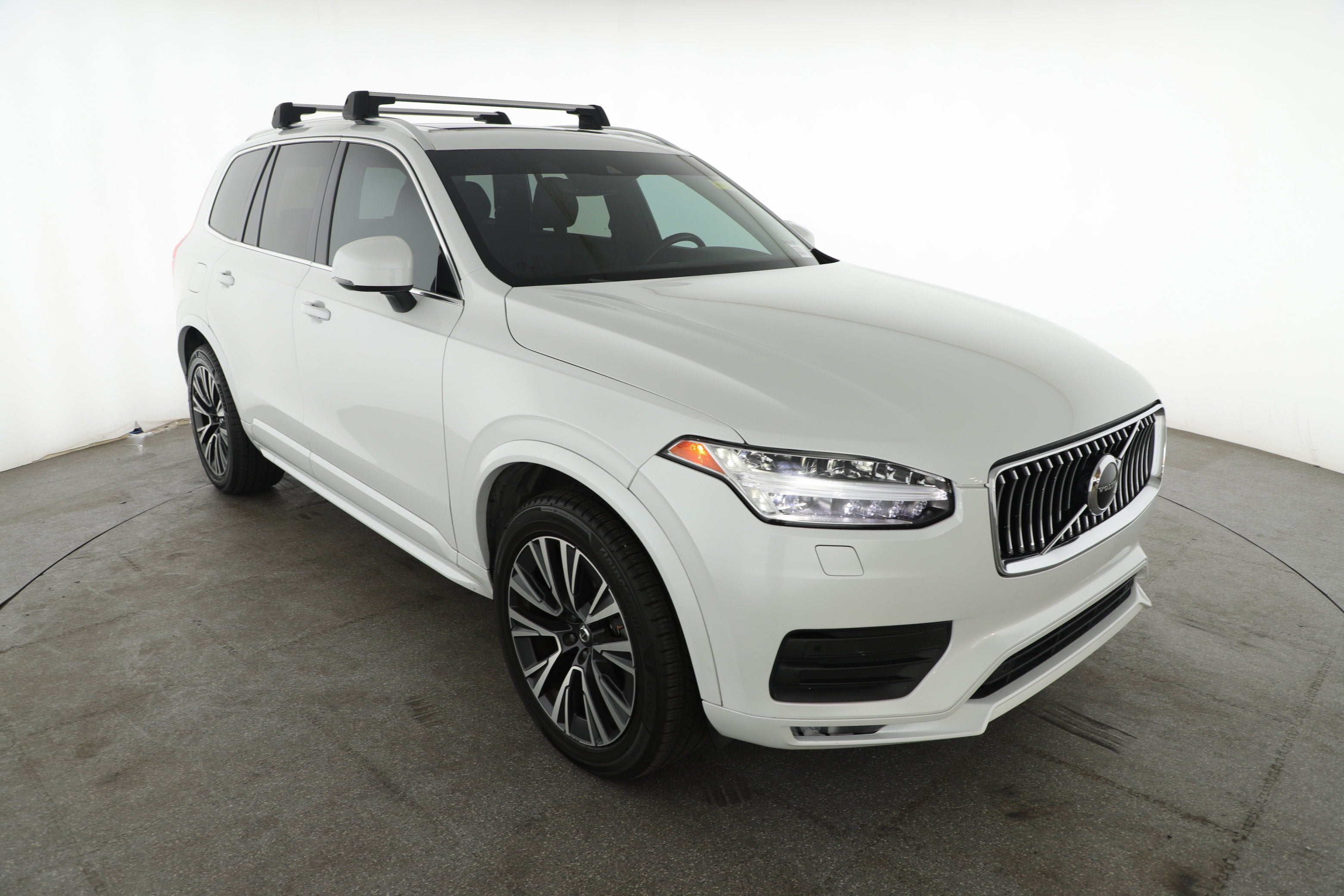2022 Volvo XC90 Momentum