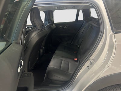 2025 Volvo V60 Cross Country Plus