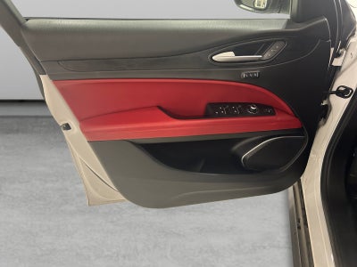 2020 Alfa Romeo Stelvio Base