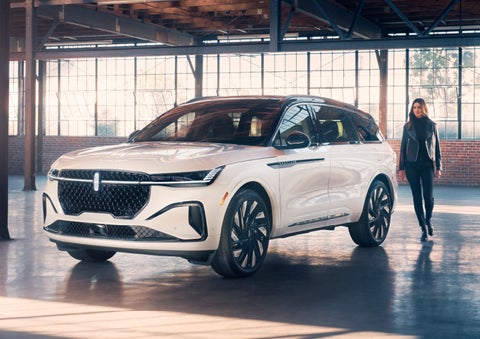 A person approaches a 2024 Lincoln Nautilus® SUV. | Bluebonnet Motors Lincoln in New Braunfels TX