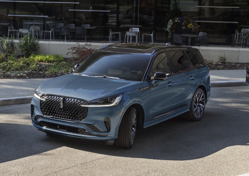 A 2026 Lincoln Black Label™ Aviator® SUV is shown with the available Special Edition Package. | Bluebonnet Motors Lincoln in New Braunfels TX