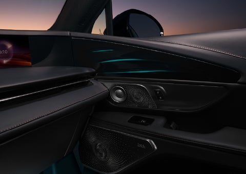 Selectable ambient lighting glows in the passenger door panel. | Bluebonnet Motors Lincoln in New Braunfels TX