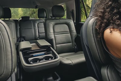 2024 Lincoln Navigator interior